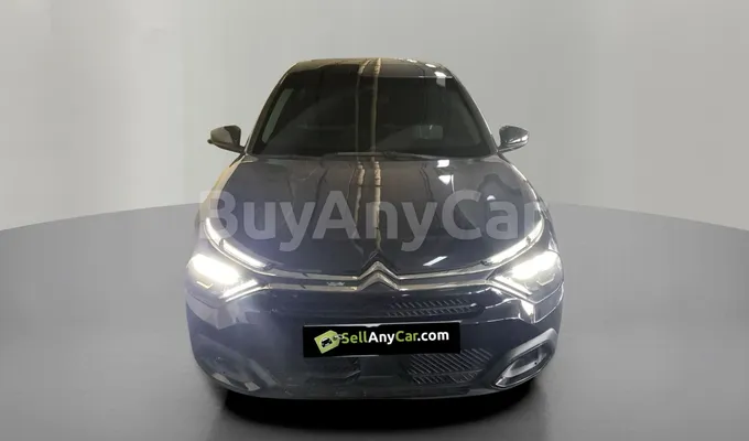 carsDetail