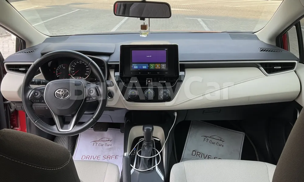 Vehicle photo 8
