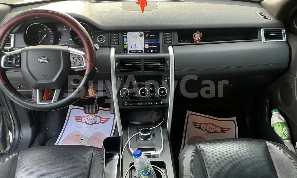 Vehicle photo 8