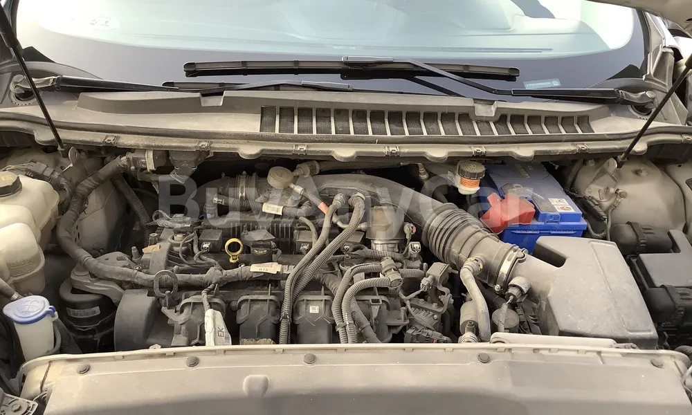 Vehicle photo 6