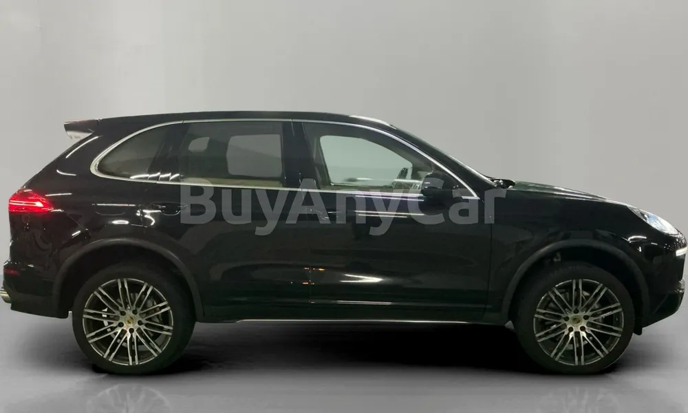 Vehicle photo 3