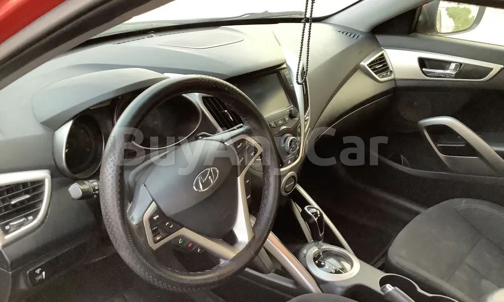 Vehicle photo 9