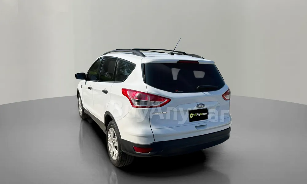 Vehicle photo 2