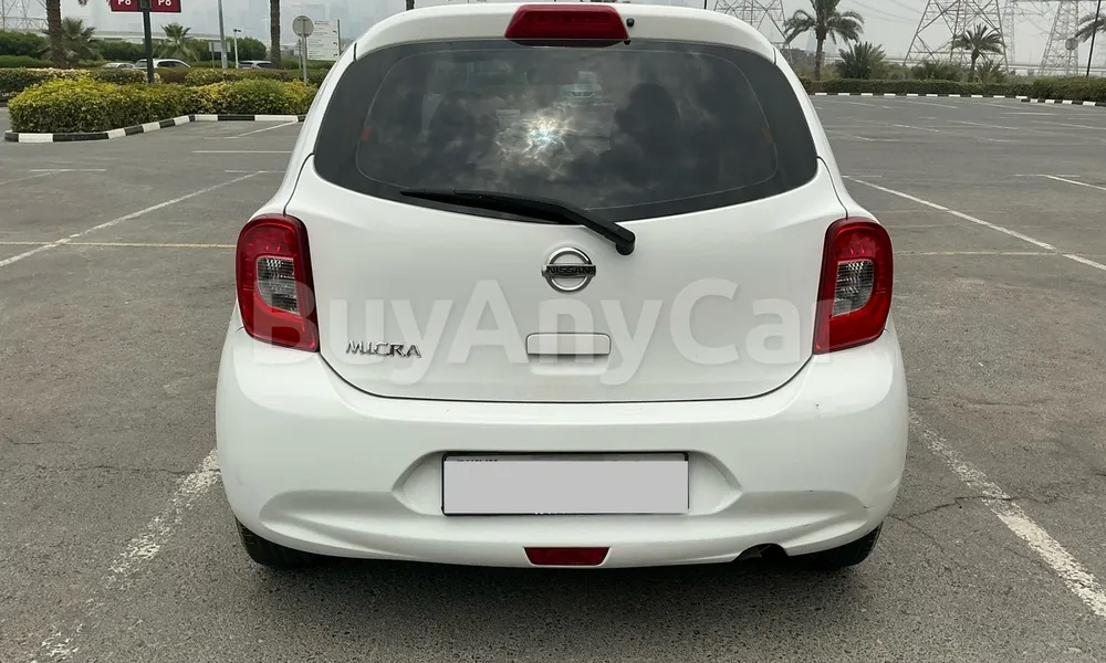 Vehicle photo 2