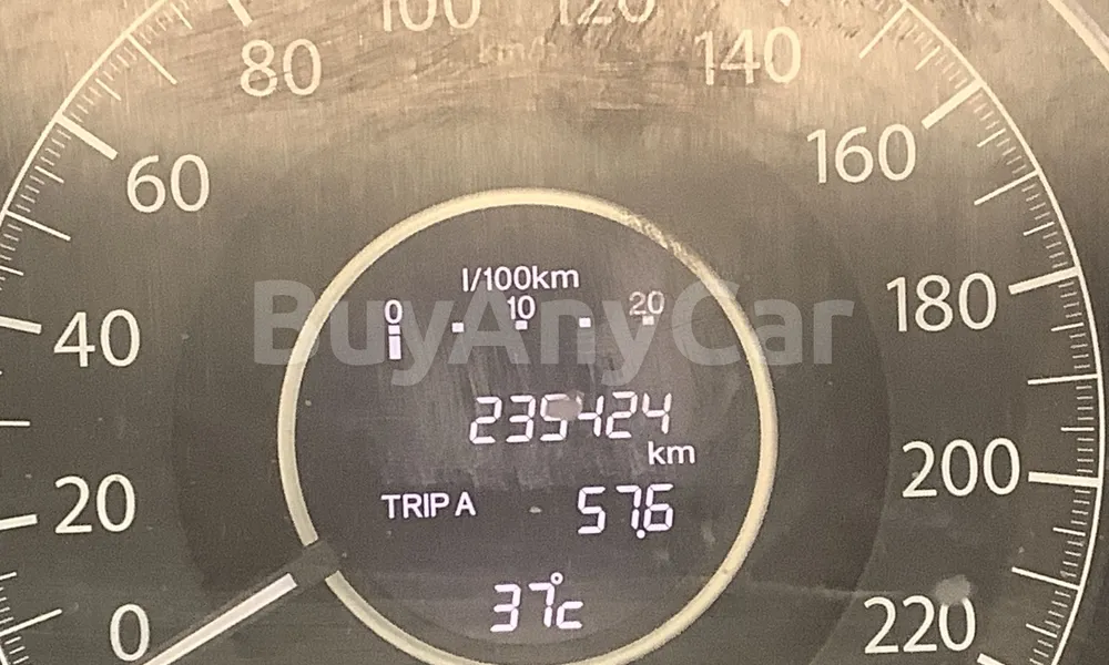 Vehicle photo 9