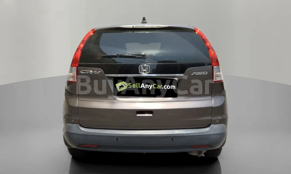 Vehicle photo 2