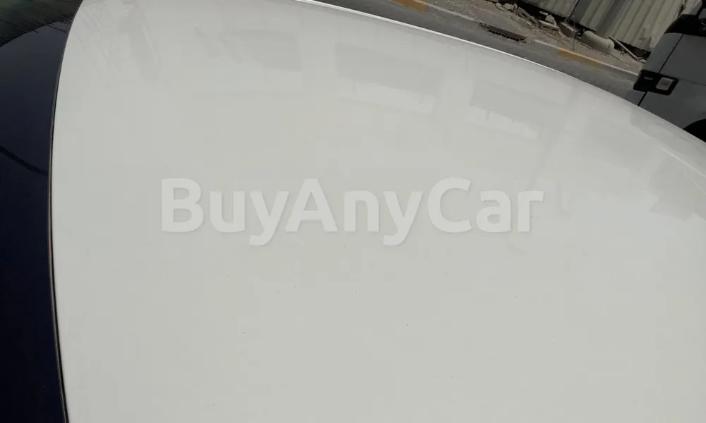 Vehicle photo 5