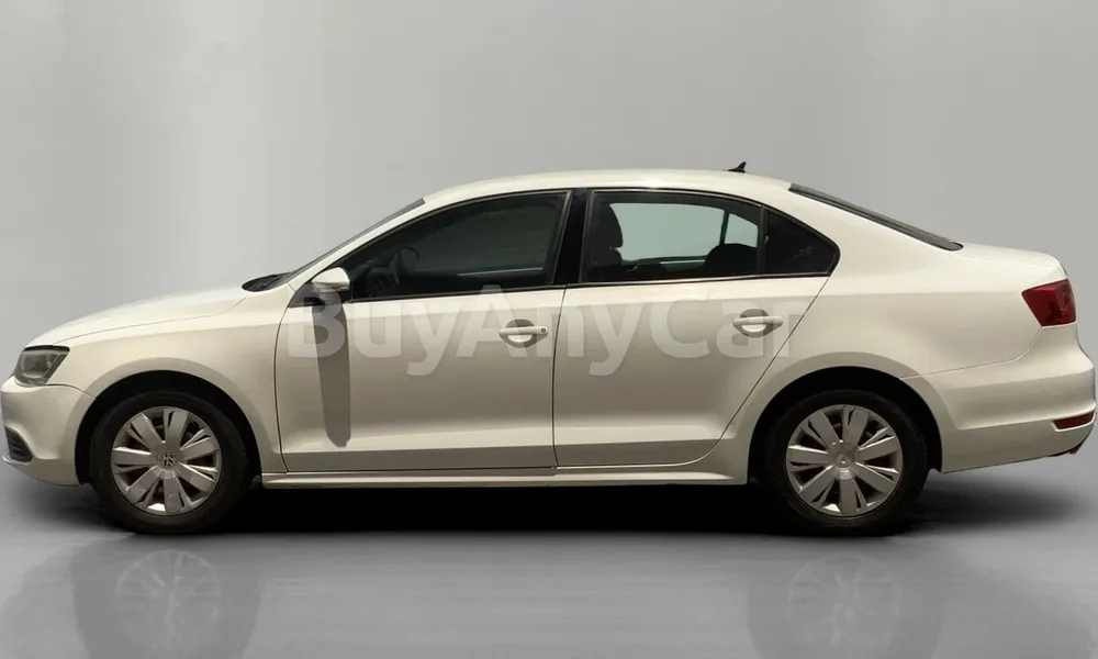 Vehicle photo 4