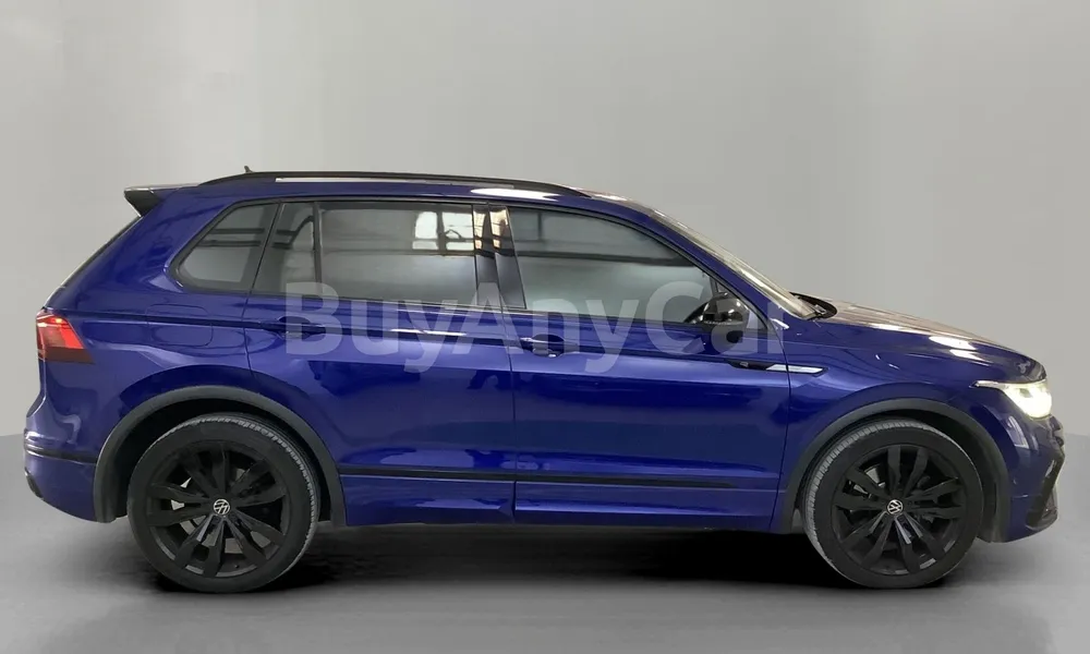 Vehicle photo 3