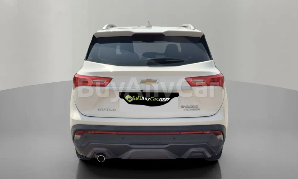 Vehicle photo 2