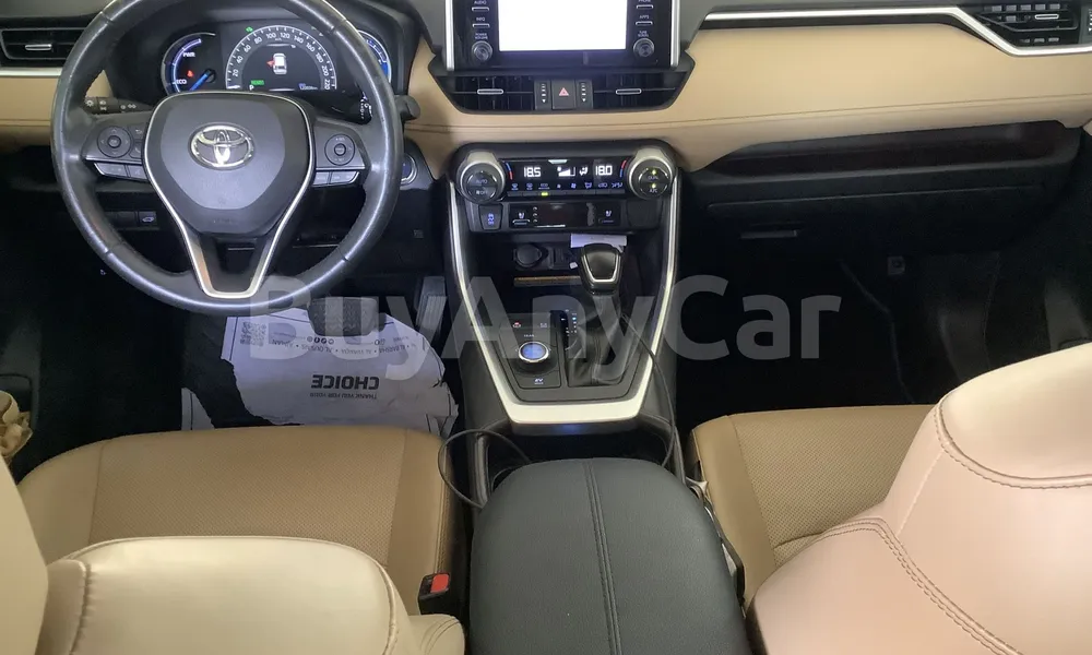 Vehicle photo 8