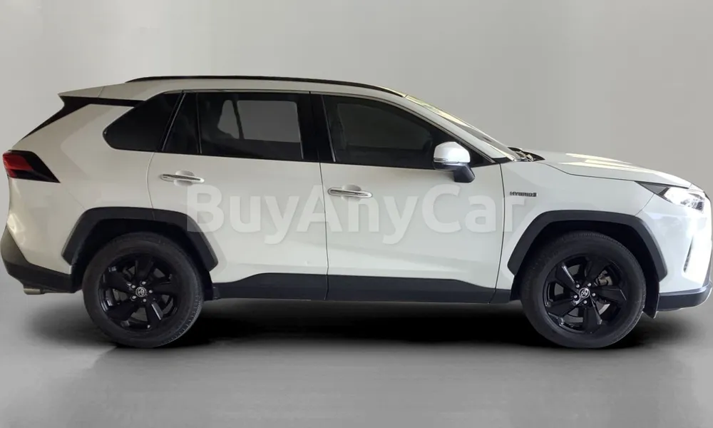 Vehicle photo 3