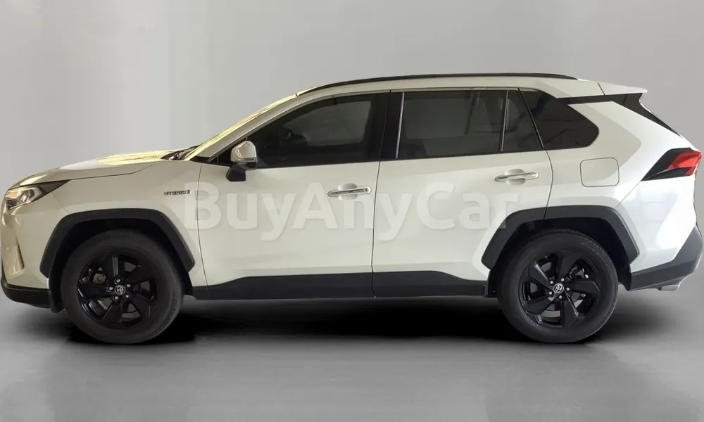 Vehicle photo 4