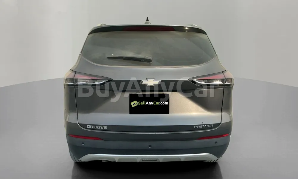 Vehicle photo 2