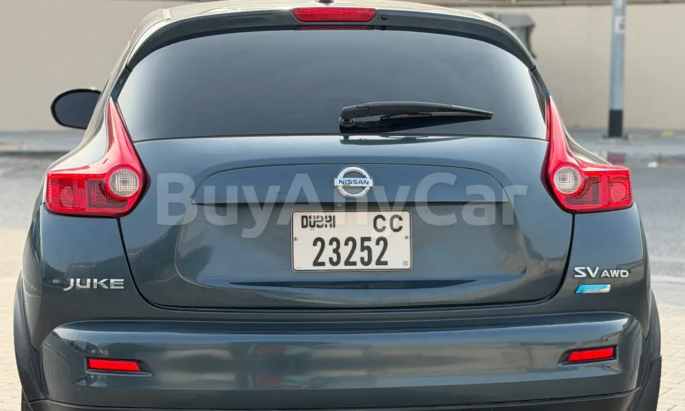 Vehicle photo 14