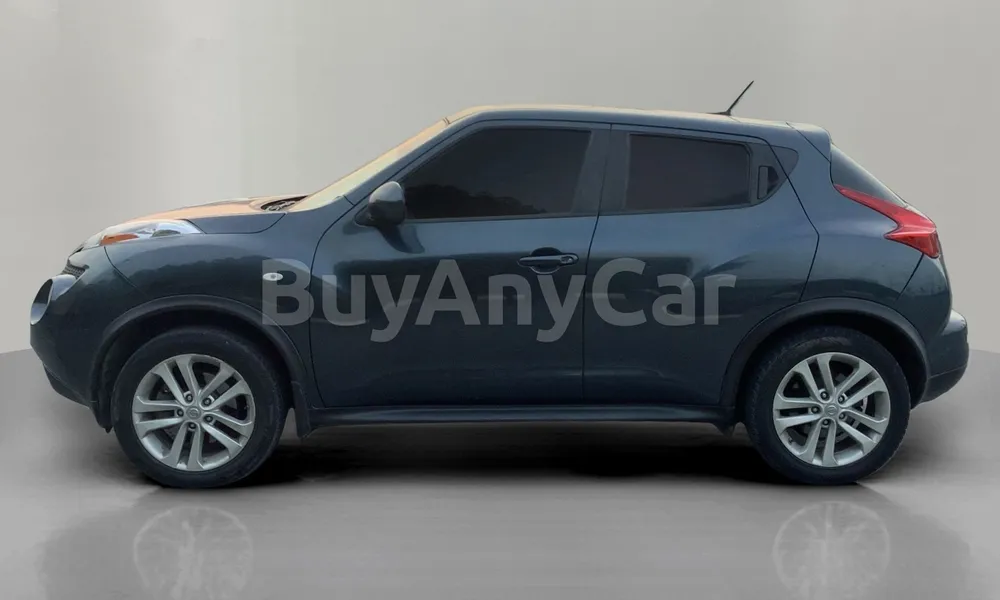 Vehicle photo 25