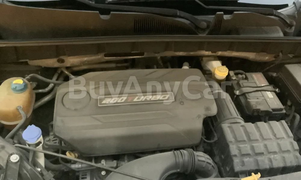 Vehicle photo 7