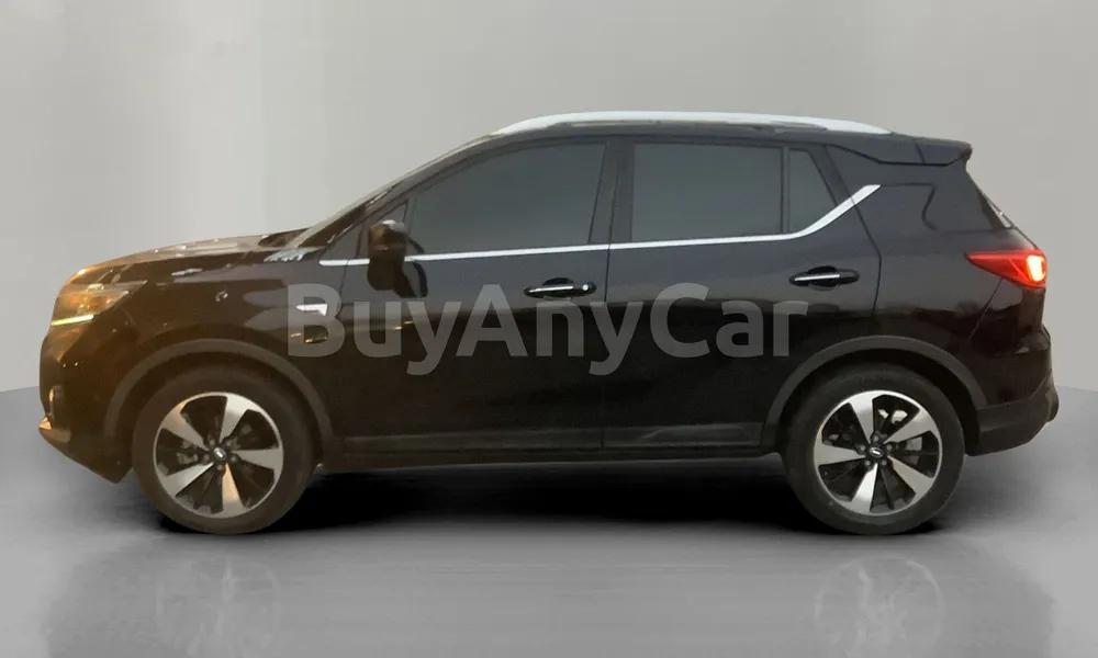 Vehicle photo 4