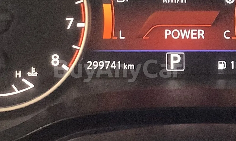 Vehicle photo 5