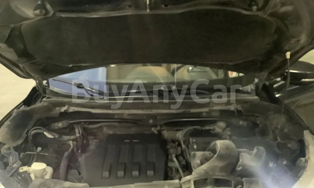 Vehicle photo 8