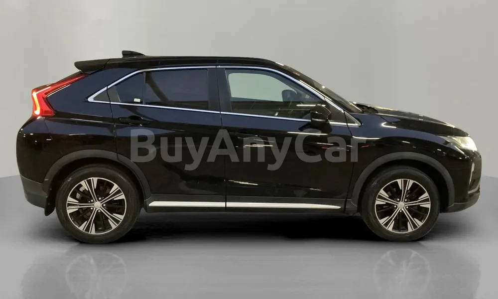 Vehicle photo 3