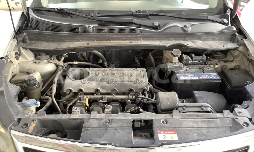 Vehicle photo 6