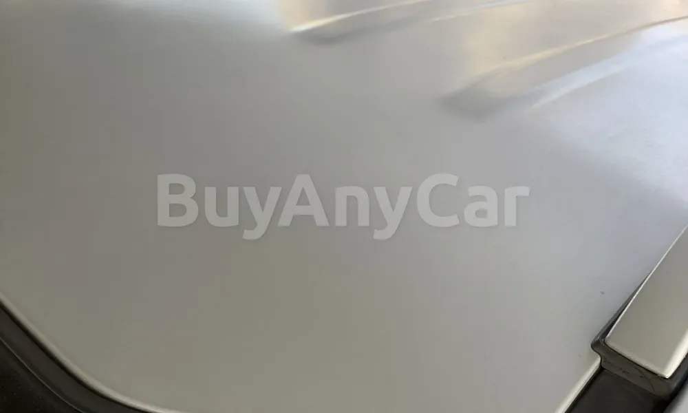 Vehicle photo 5