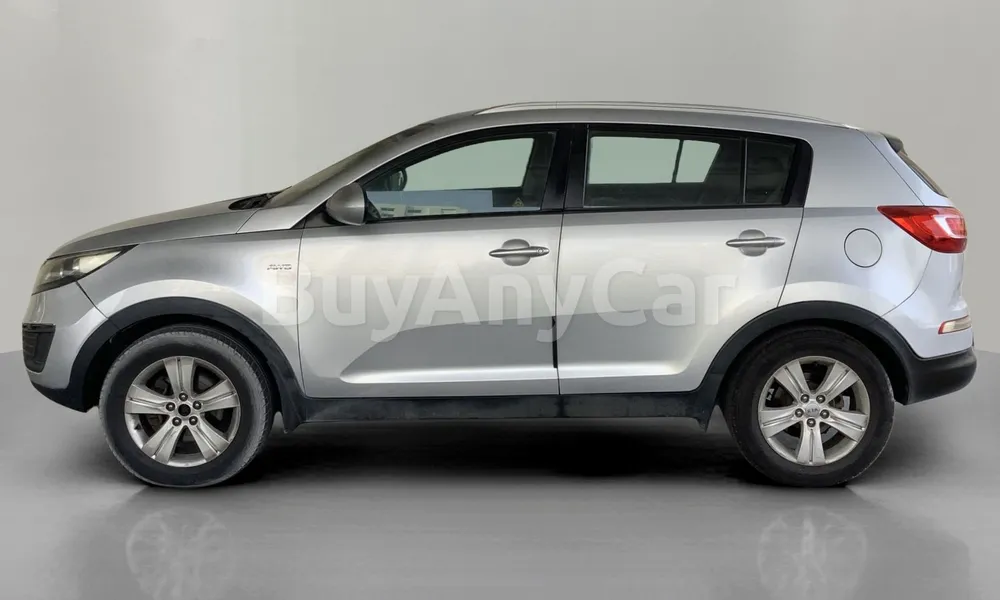 Vehicle photo 4