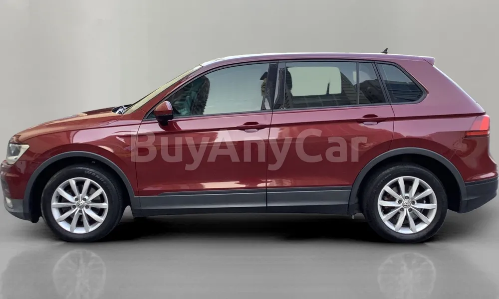 Vehicle photo 4
