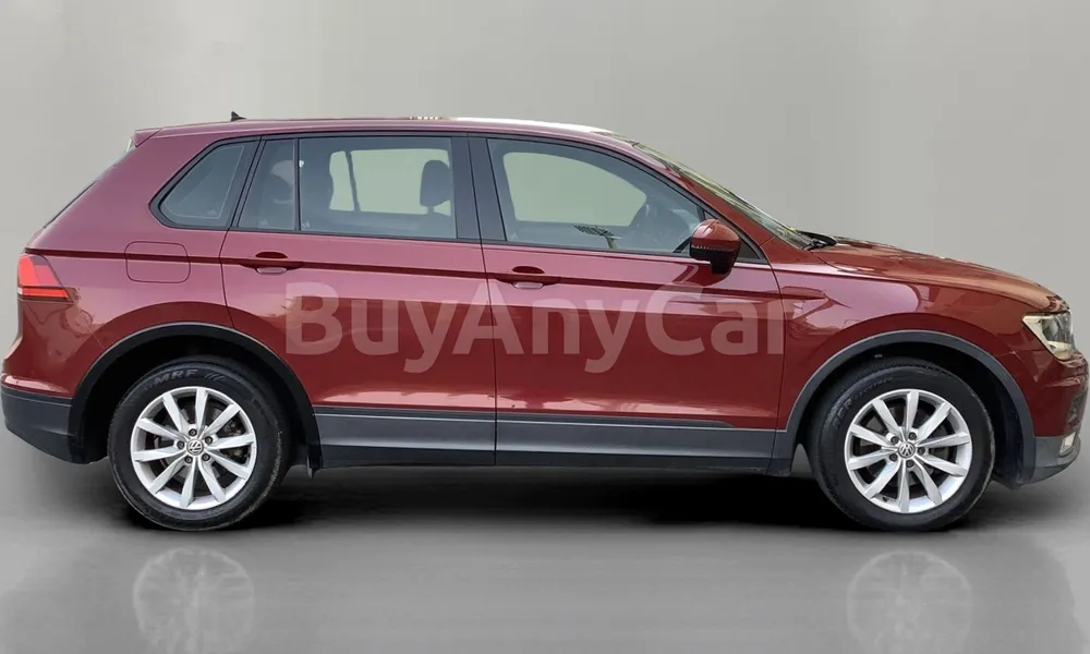 Vehicle photo 5