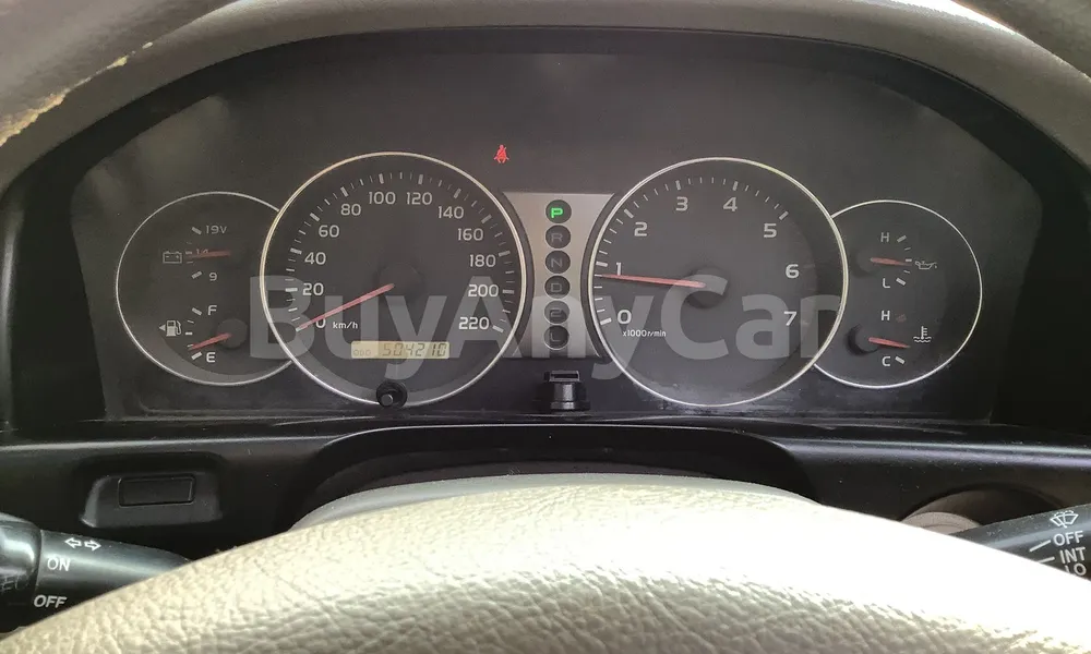 Vehicle photo 6