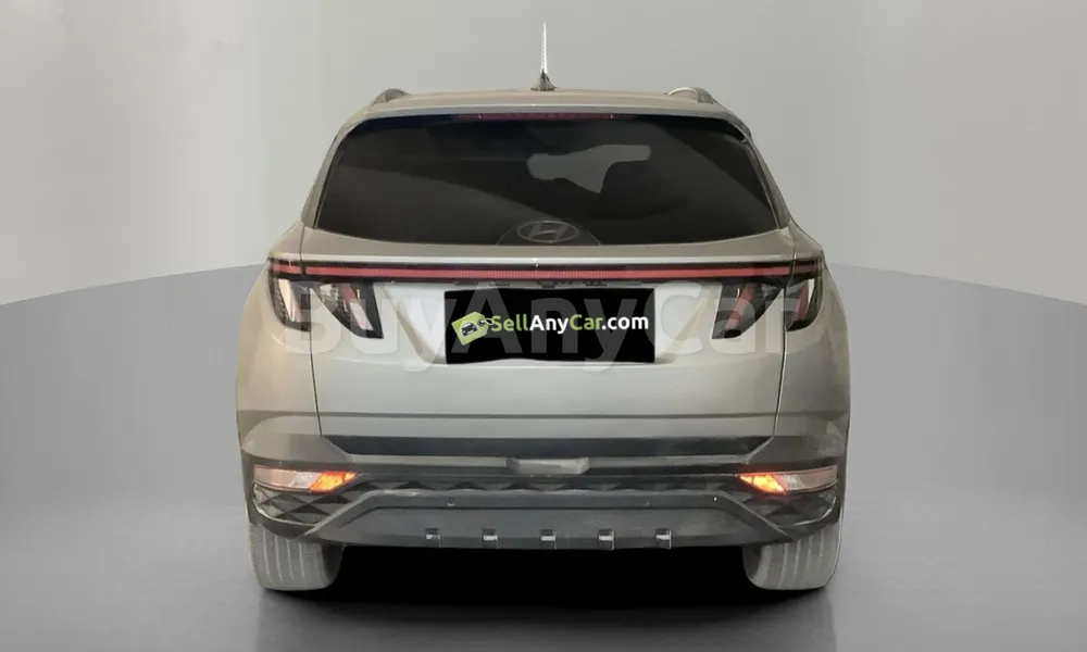 Vehicle photo 2
