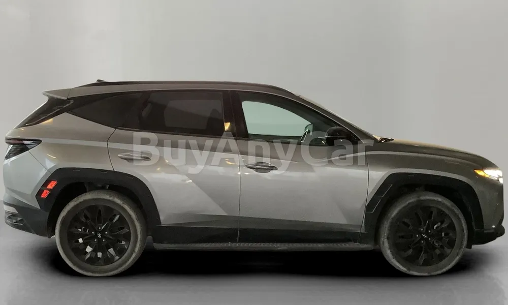 Vehicle photo 3
