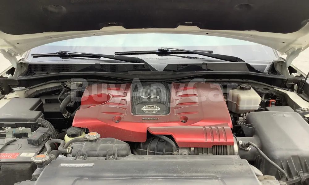 Vehicle photo 6