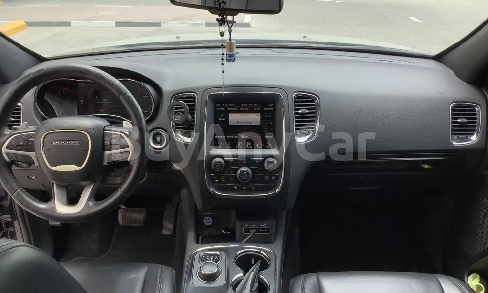 Vehicle photo 9