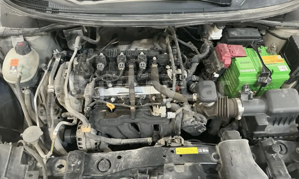 Vehicle photo 6