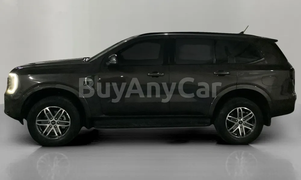 Vehicle photo 4