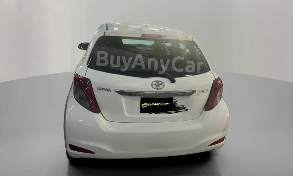 Vehicle photo 2
