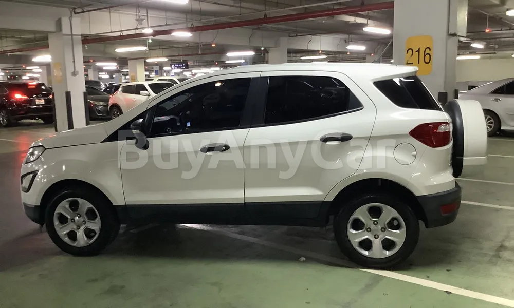 Vehicle photo 4