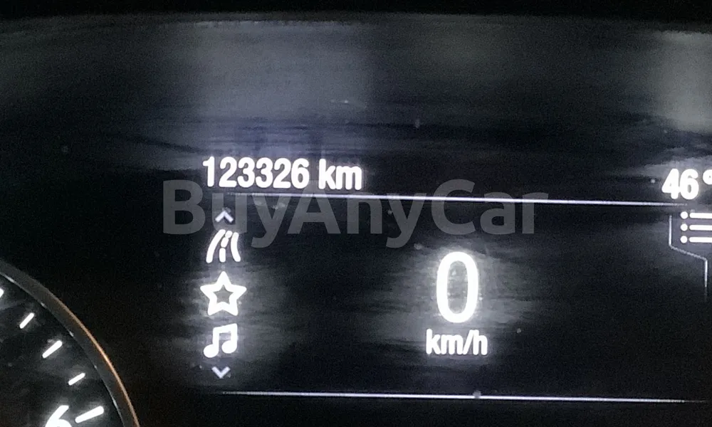 Vehicle photo 7