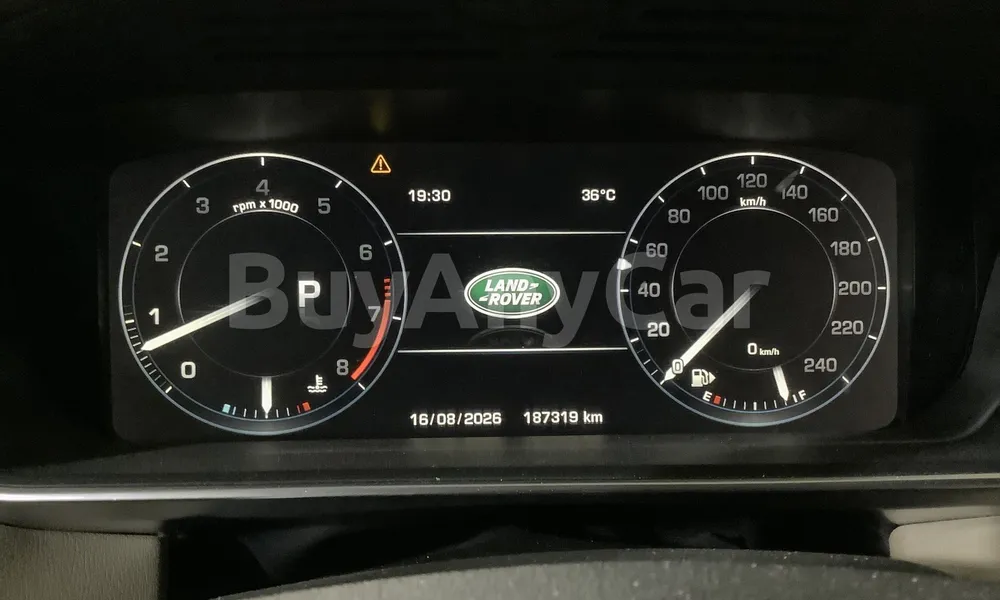 Vehicle photo 7