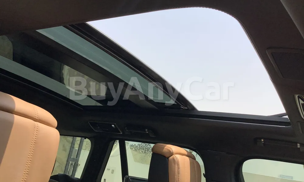 Vehicle photo 7