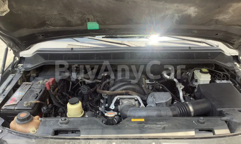 Vehicle photo 7