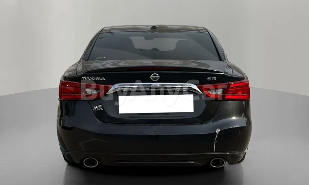 Vehicle photo 2
