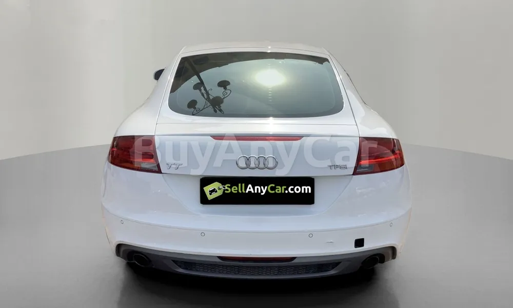 Vehicle photo 2