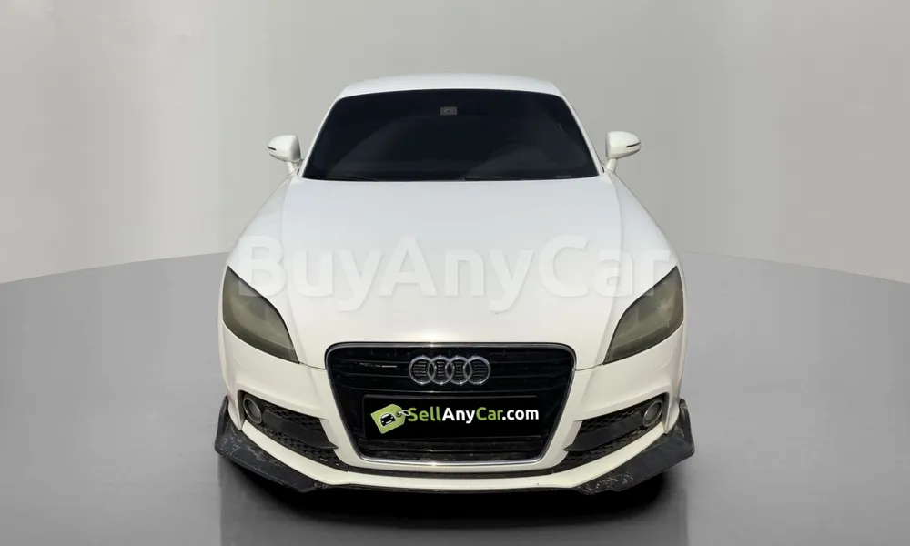 Vehicle photo 1