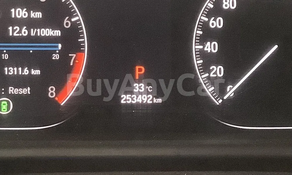 Vehicle photo 5