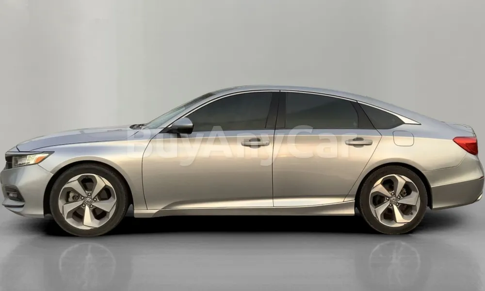 Vehicle photo 4