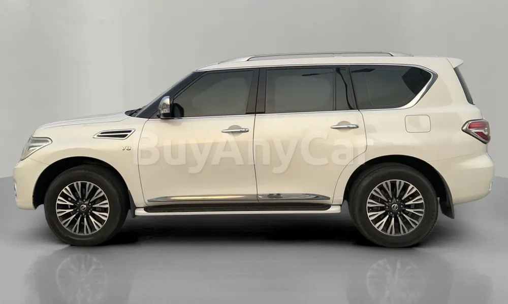 Vehicle photo 5