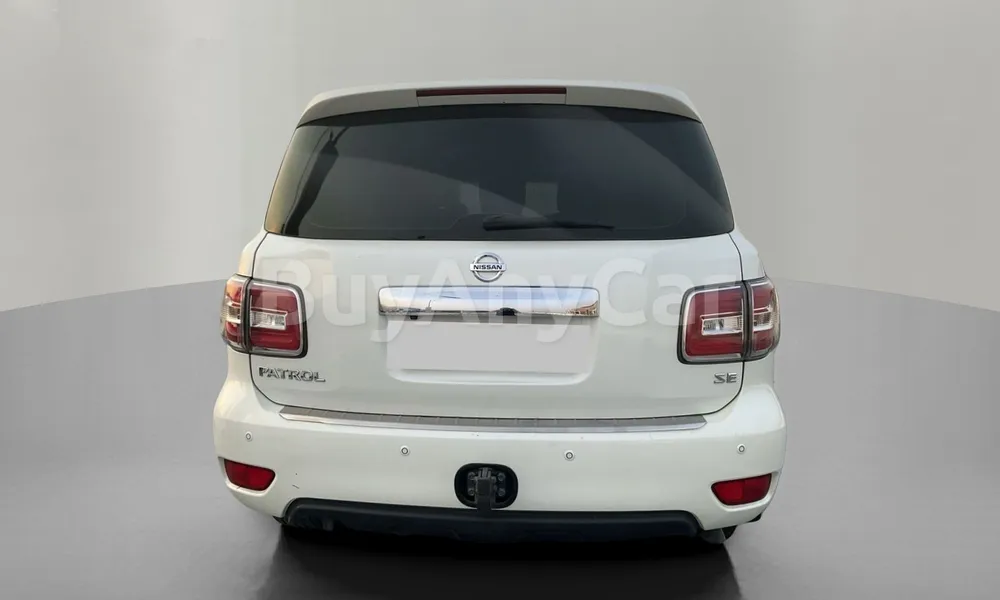 Vehicle photo 2